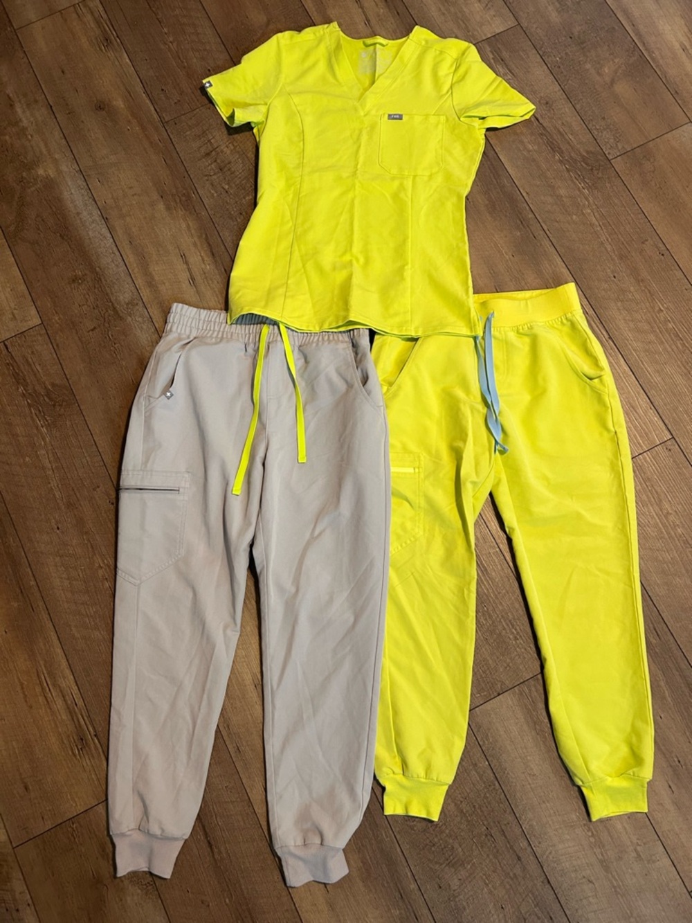 Figs Neon Yellow Scrub Top with interchangeable Neon Yellow & Light Gray Joggers